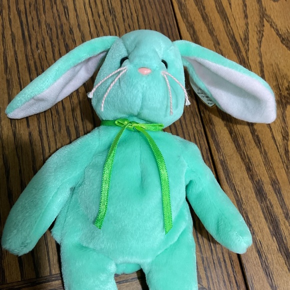 Ty Mint Green Bunny Hippity beanie, basket beanie ornament and buddy - Picture 9 of 16